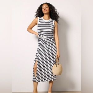 NWT Evereve Avery Dress Ivory/Navy Stripe. Size: Medium.